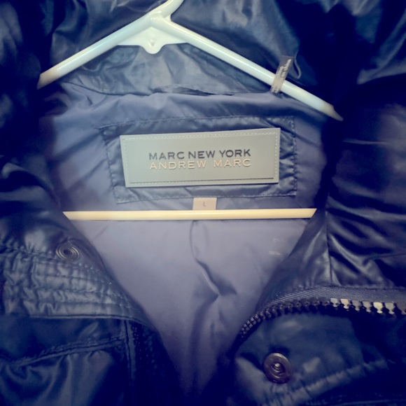 Men’s Andrew Marc Marc New York Puffer Vest - Picture 3 of 5